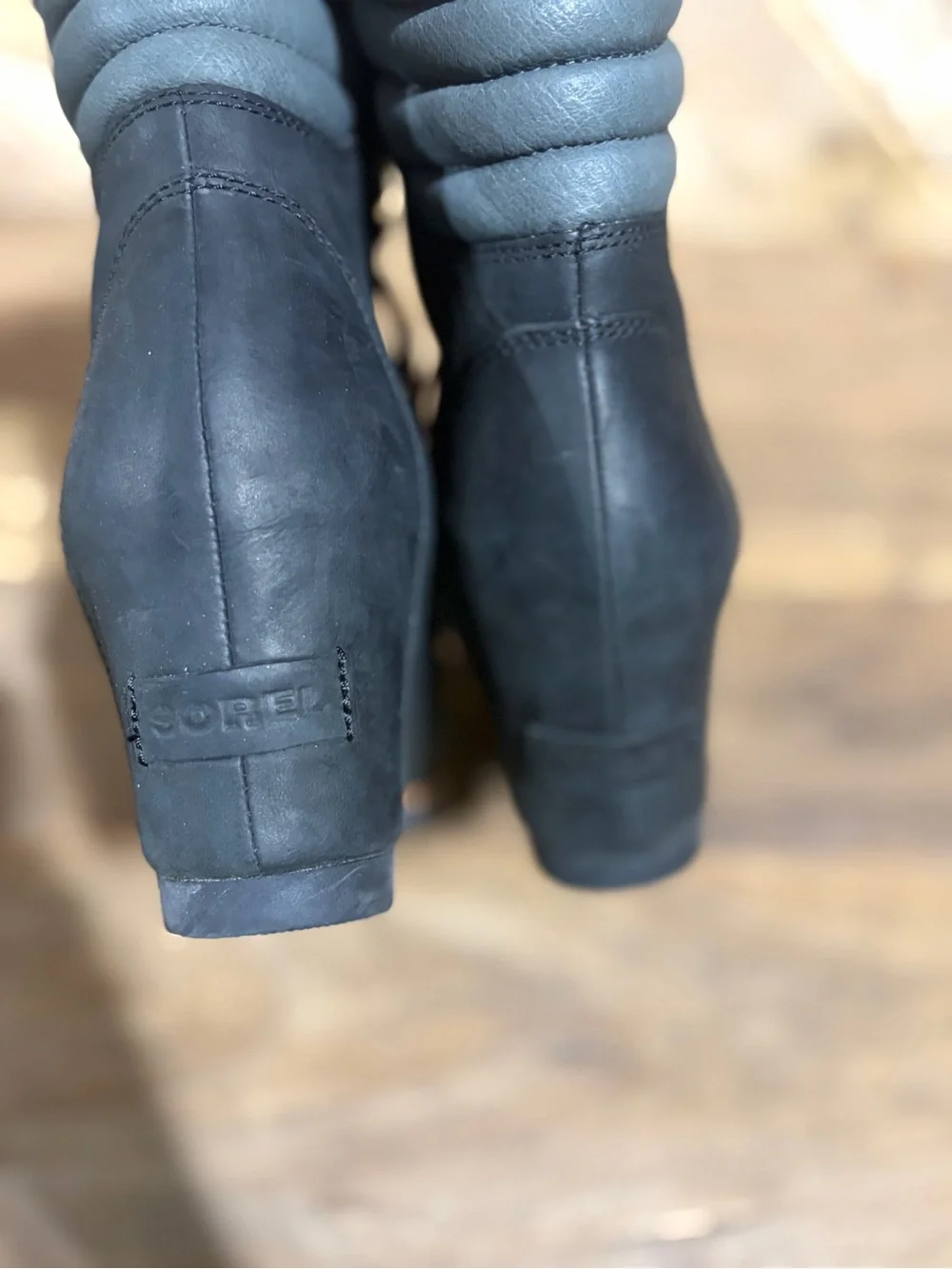 SOREL – Conquest Wedge Waterproof Leather Boots – Black Gray – Sz. 10